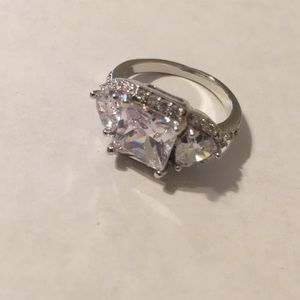 NWOT Costume Jewelry Size 7 Ring